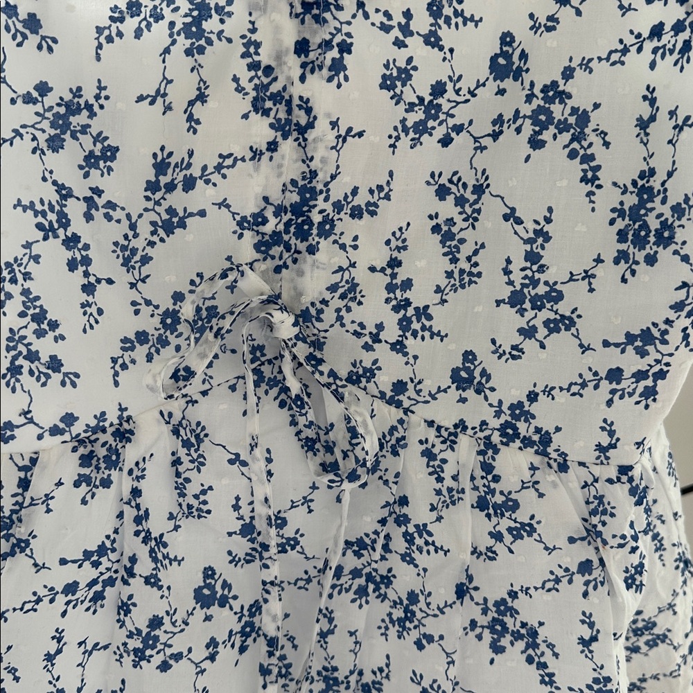 Pink Lily small Blue Floral Ruffle Blouse. Like new - Picture 2 of 4